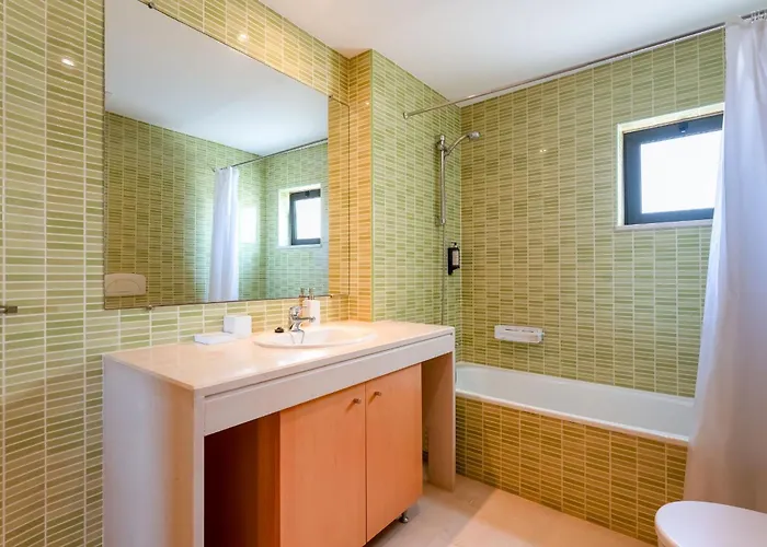 Apartamento Penthouse With Pool View In By Lovelystay *