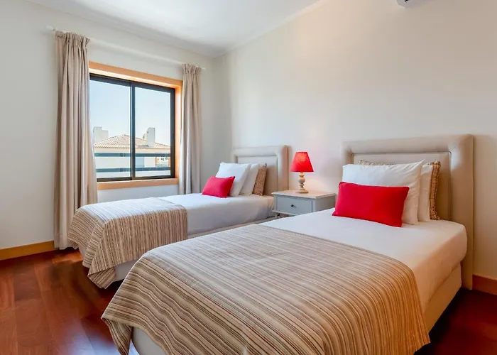 Penthouse With Pool View In By Lovelystay Albufeira