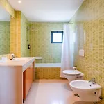 Penthouse With Pool View In By Lovelystay البوفيرا