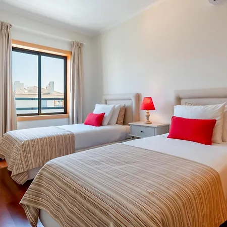 Penthouse With Pool View In By Lovelystay البوفيرا